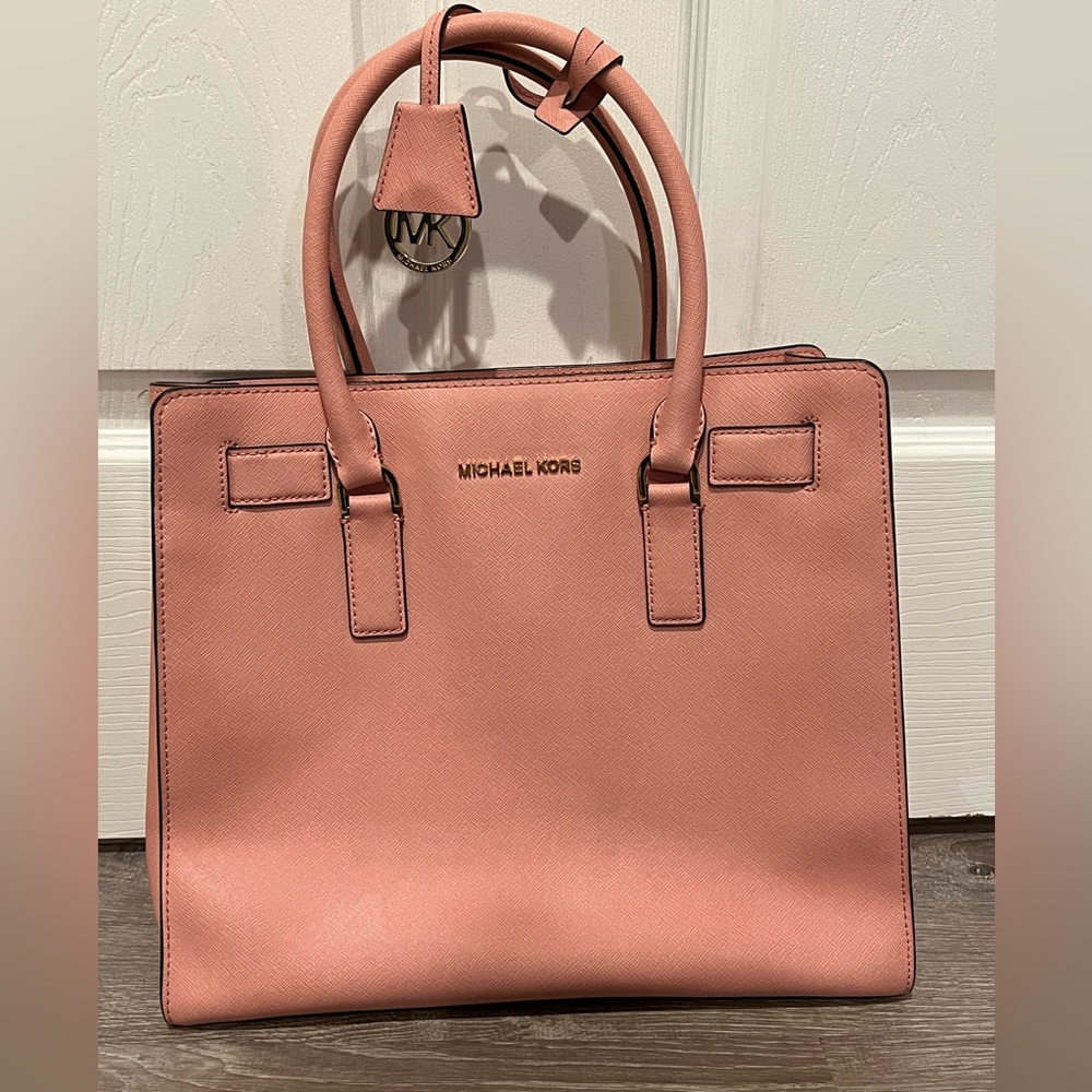 NWOT- Dillon Large Saffiano Leather Satchel- Michael Kors